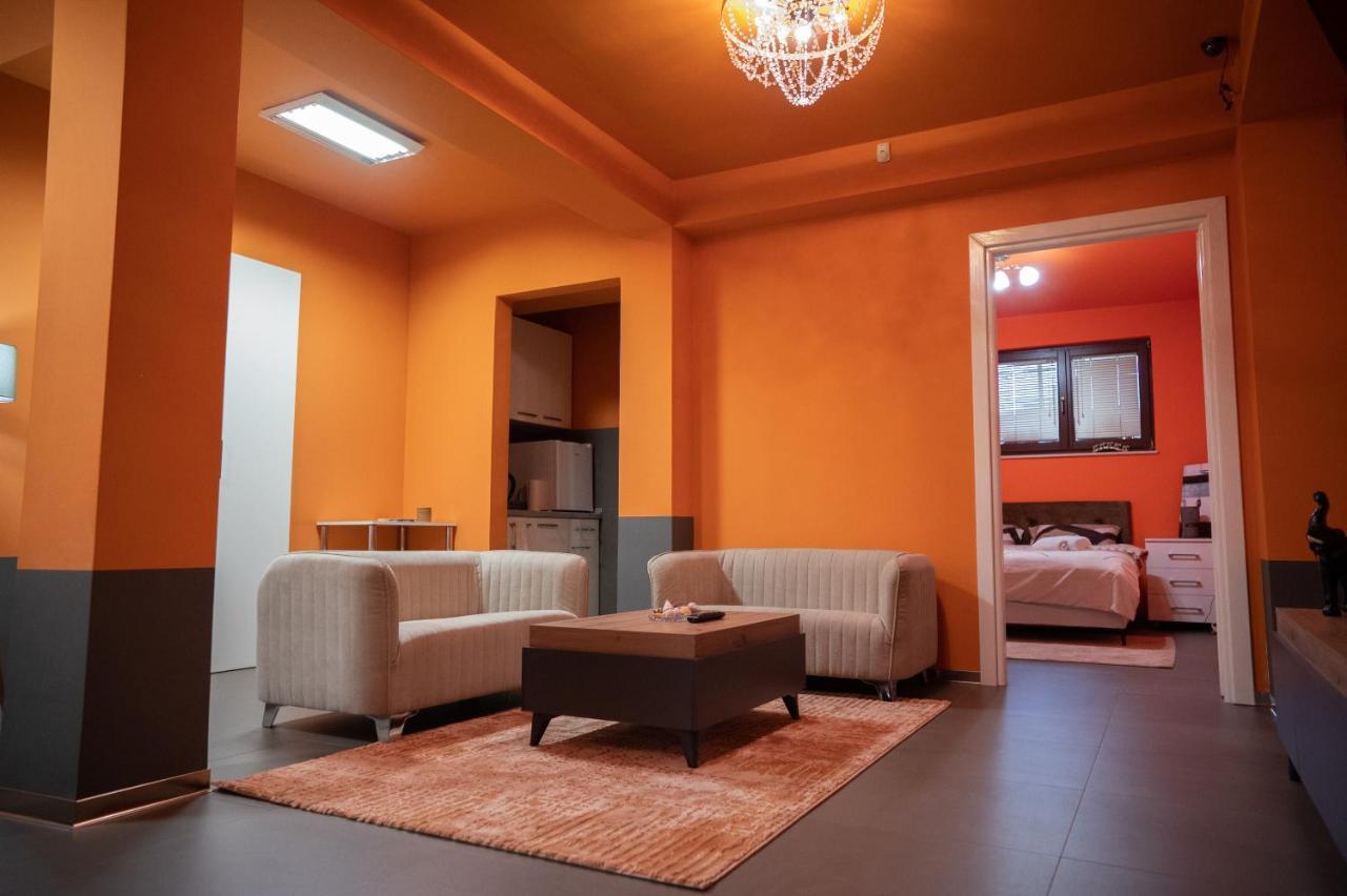 Bogo Apartment Бітола Екстер'єр фото