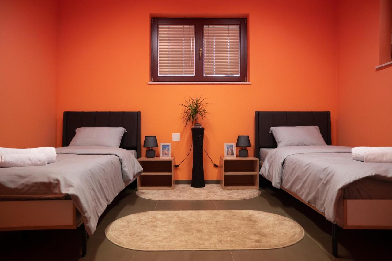Bogo Apartment Бітола Екстер'єр фото